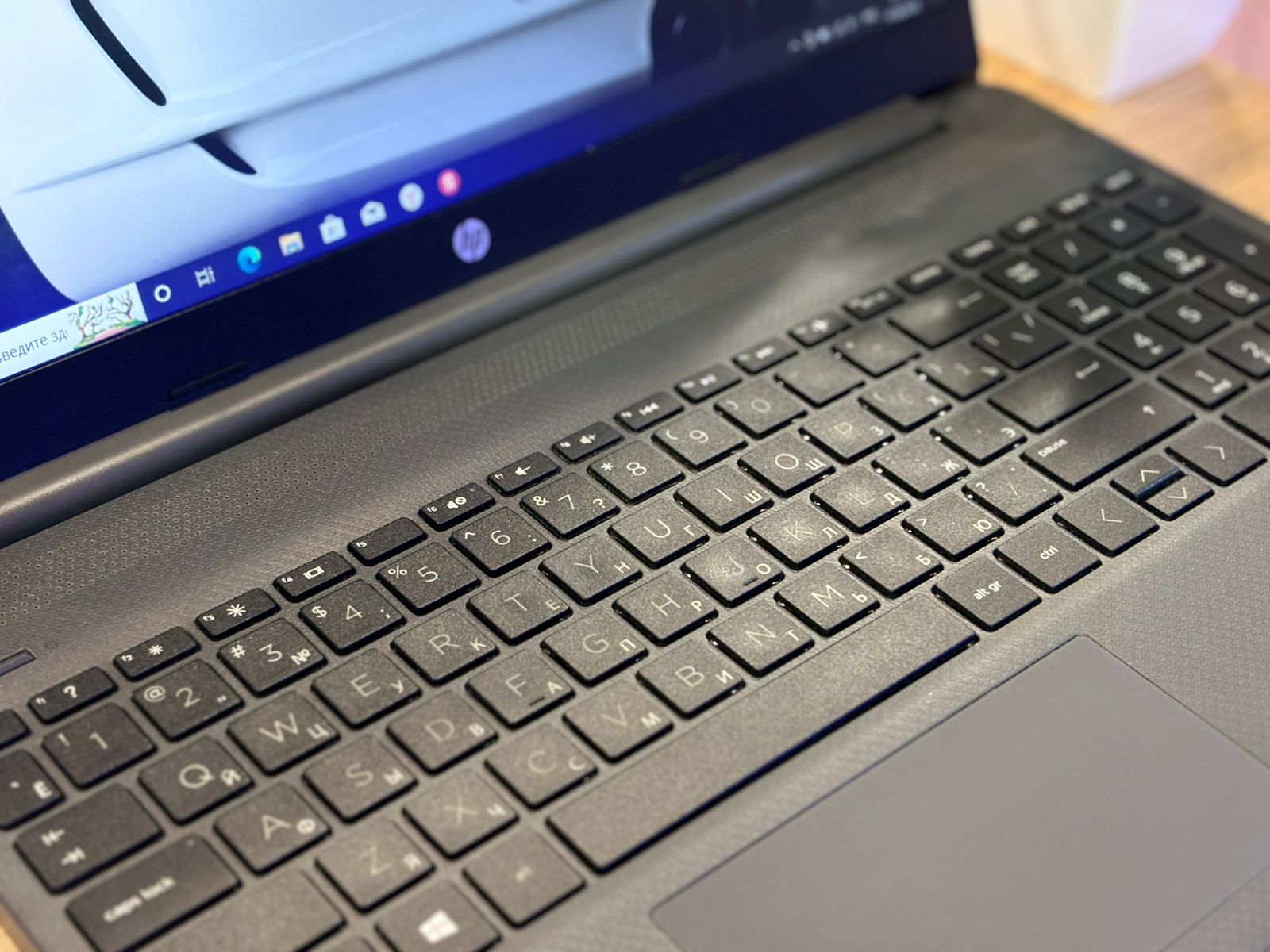 Ноутбук HP 15E-eq0056ur