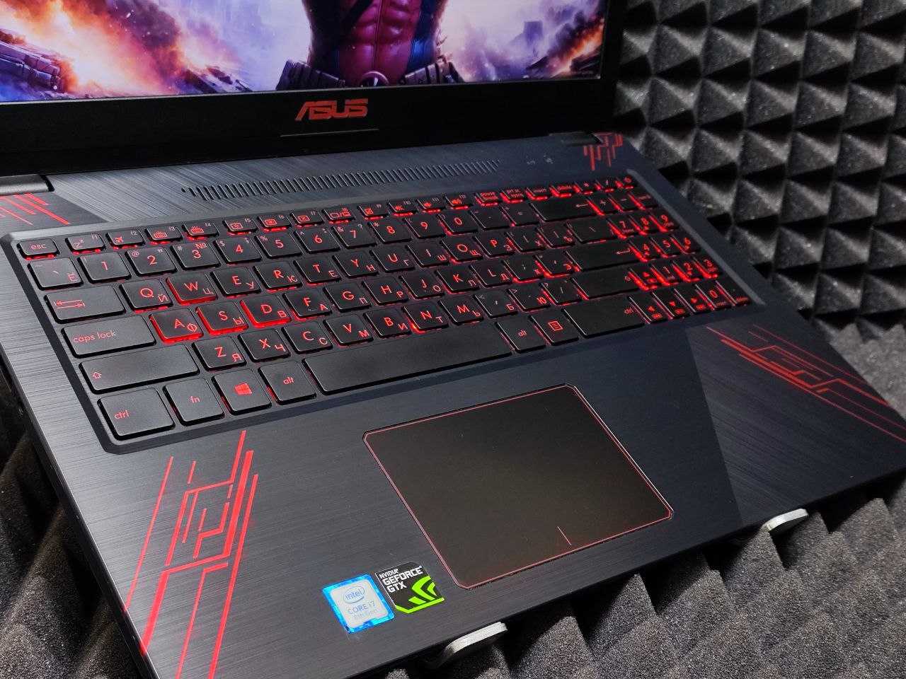 Ноутбук ASUS FX570UD-DM191T