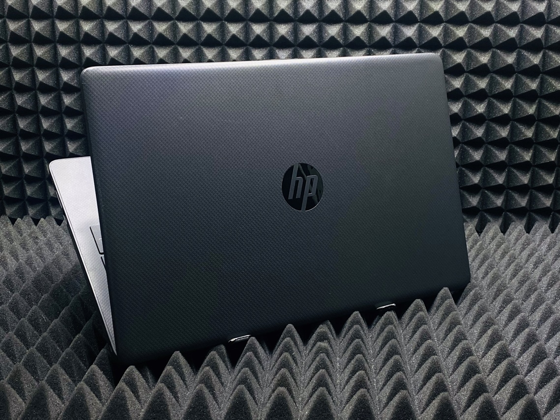 Ноутбук HP 255 G7
