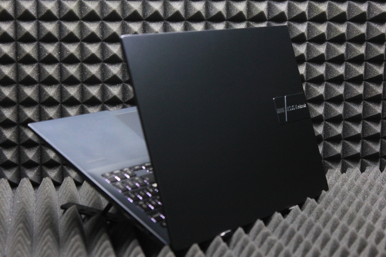Ноутбук Asus Vivobook 15 (7542A-M7921)