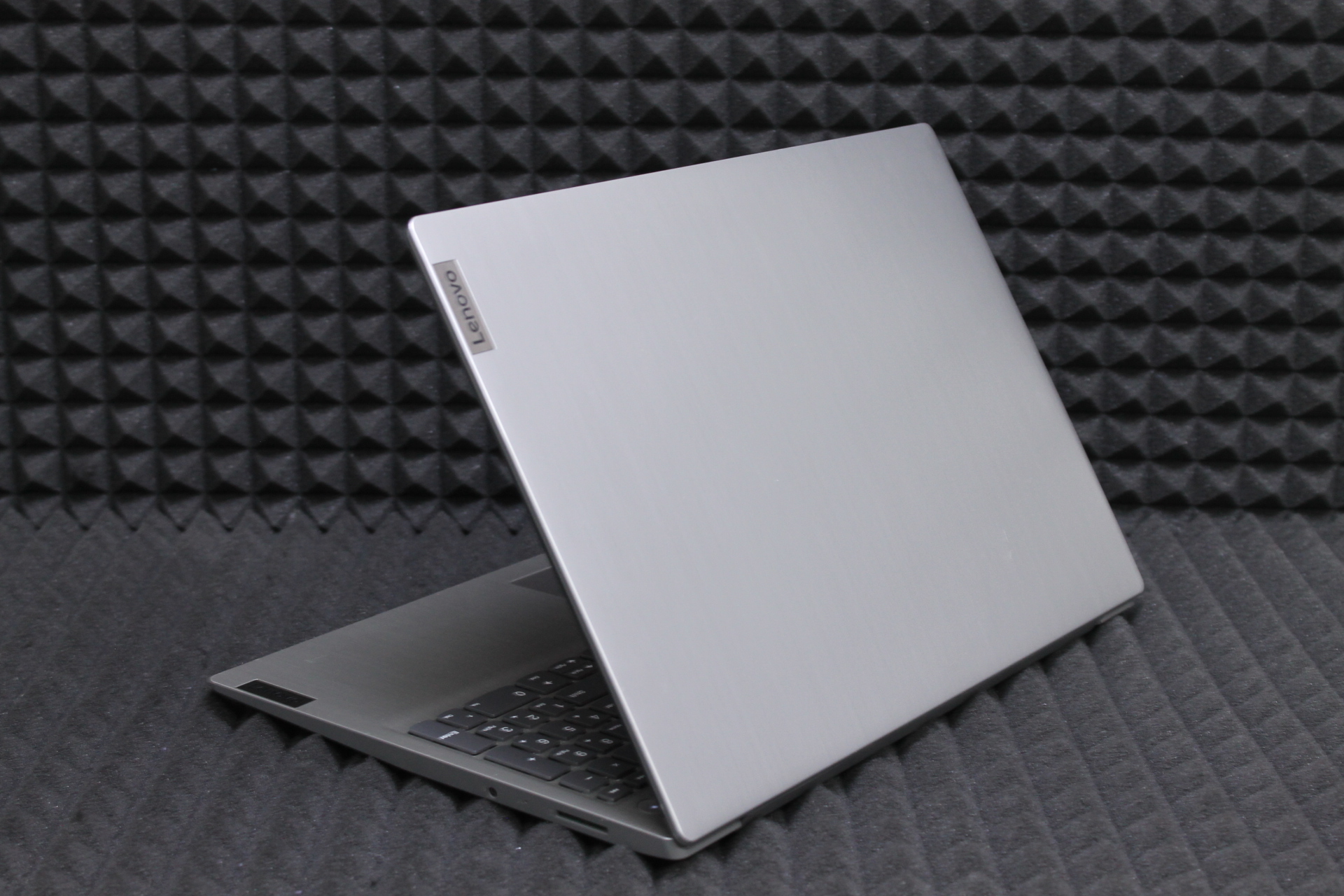 Ноутбук Lenovo IdeaPad 3 15ARE05-15