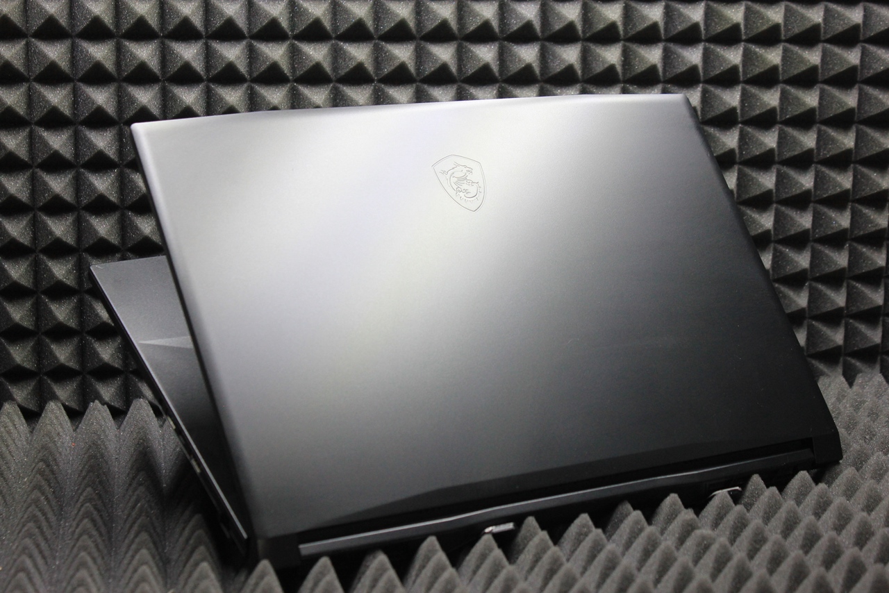 Ноутбук MSI Katana GF76 12UC-265XRU 1