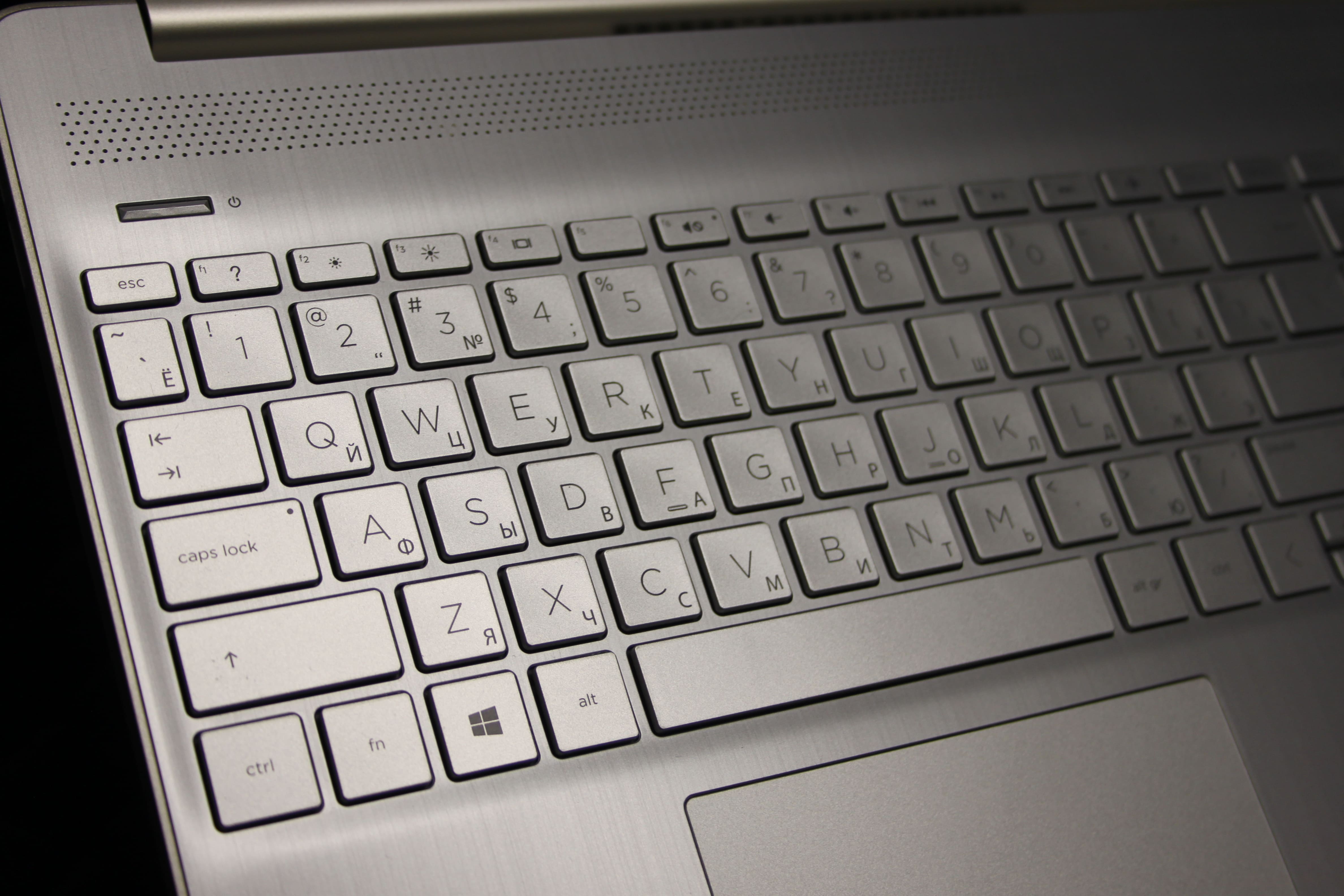Ноутбук HP 15s-fq2060ur