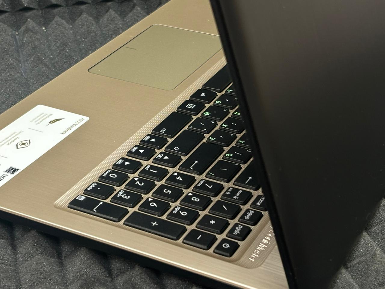 Ноутбук ASUS D540MB-CQ08OT
