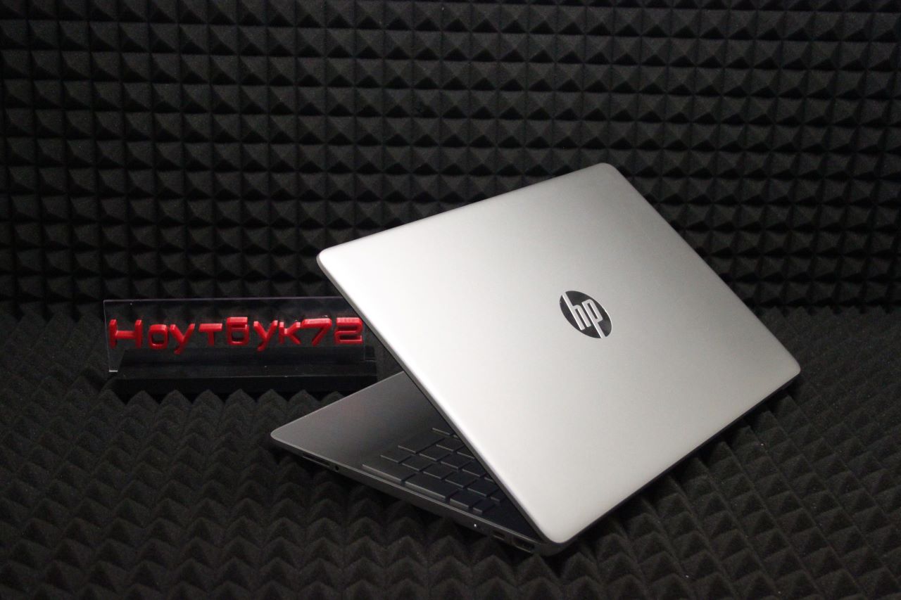Ноутбук HP 15s-eq1038ur