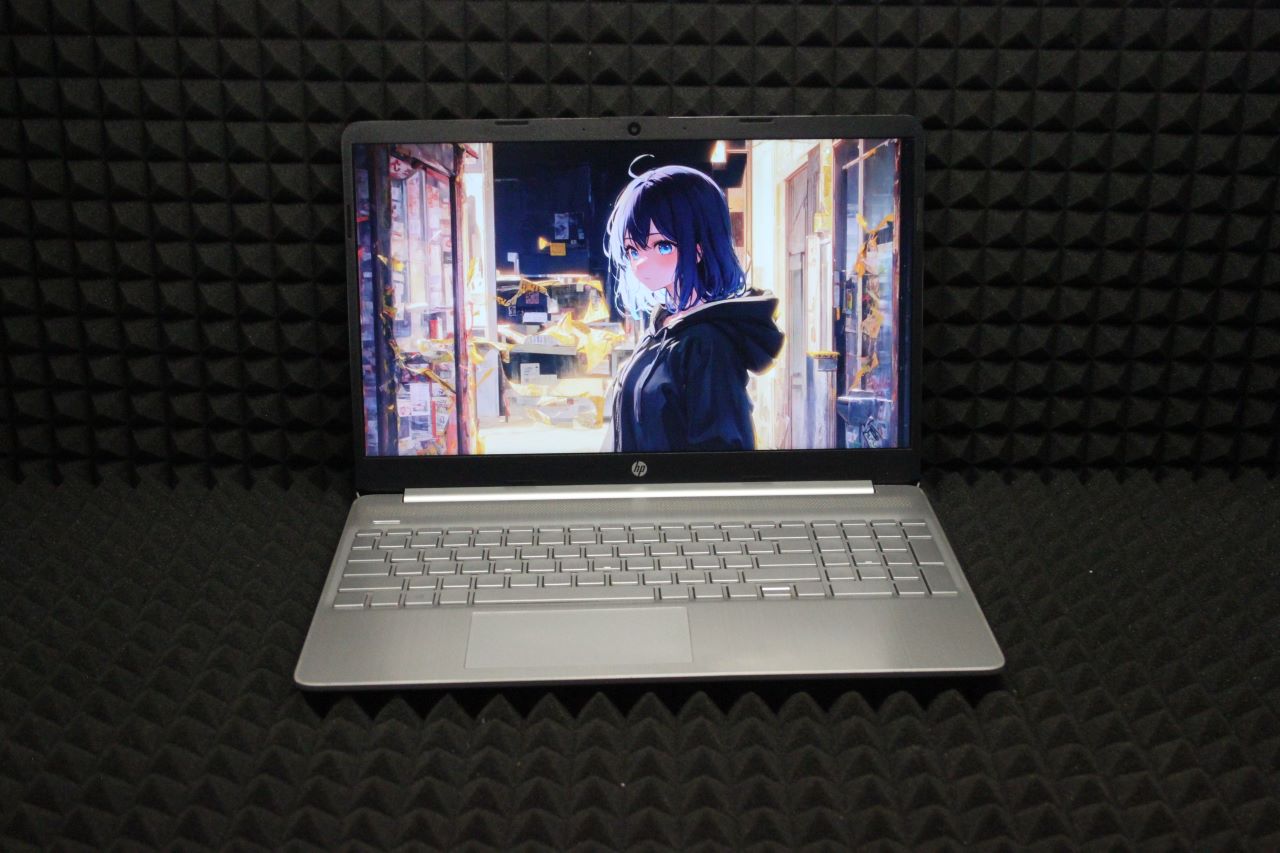 Ноутбук HP 15s-eq1038ur