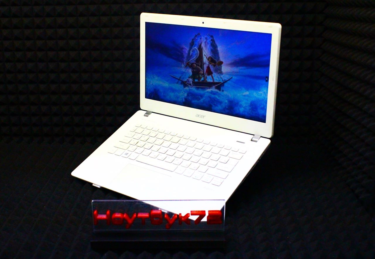 Ноутбук Acer Aspire V3-371-52QE