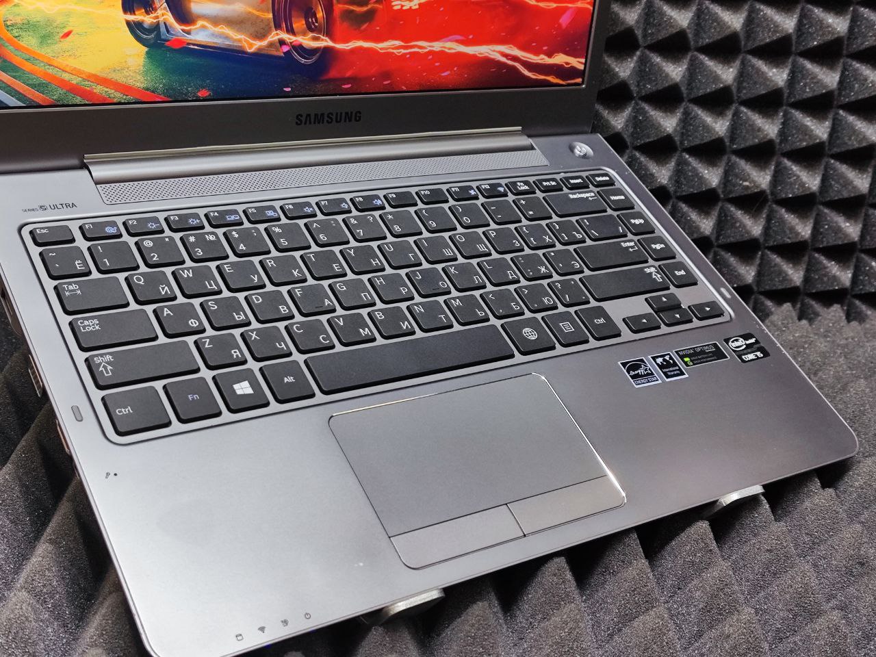 Ноутбук Samsung NP530U4C-S08RU