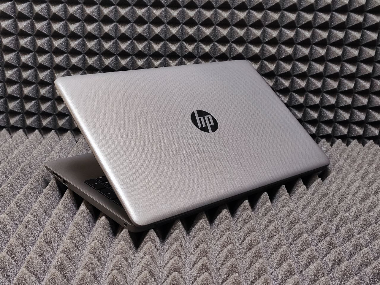 Ноутбук HP 255 G7 15A04EA