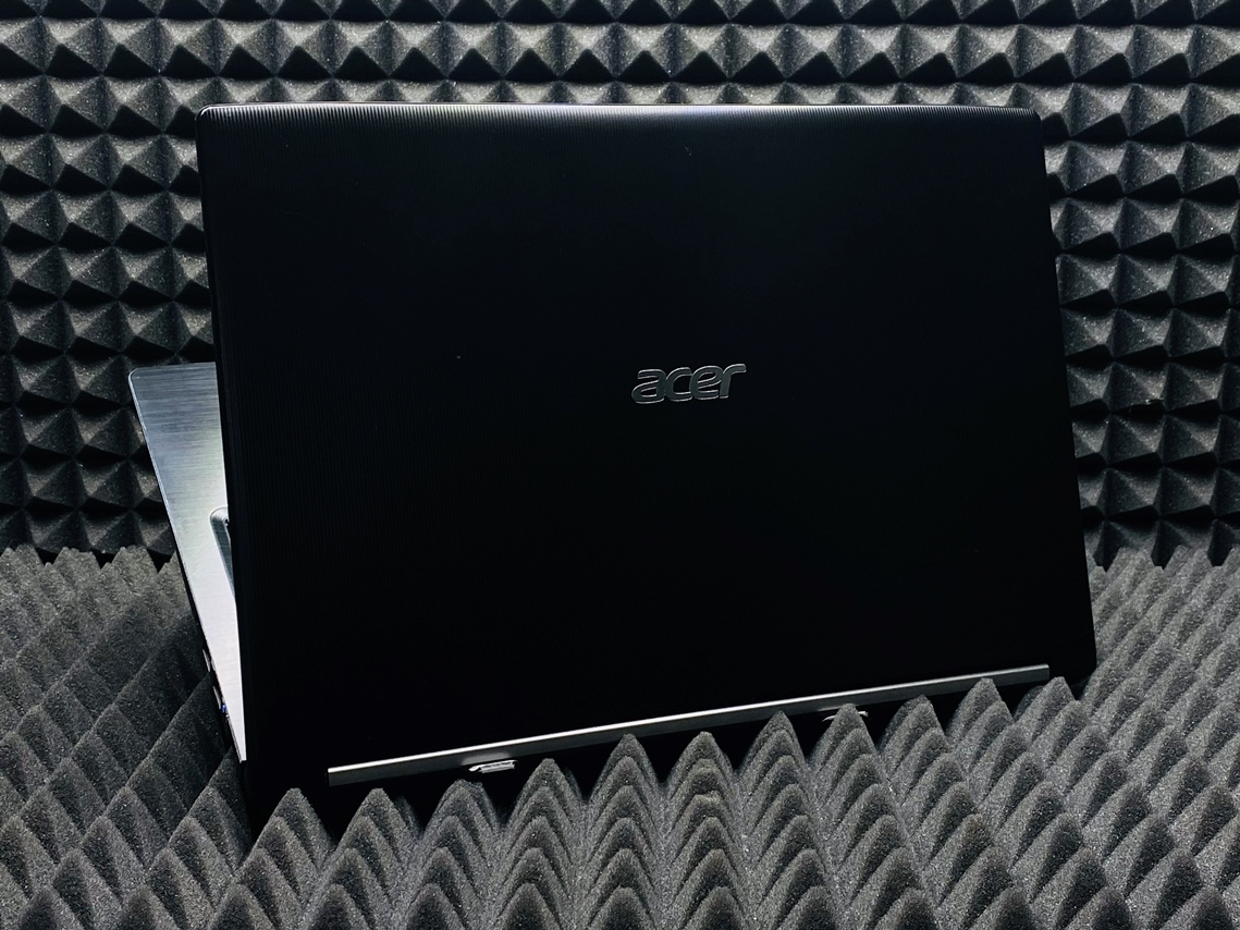 Ноутбук Acer Aspire 5 A515-51G-33UM