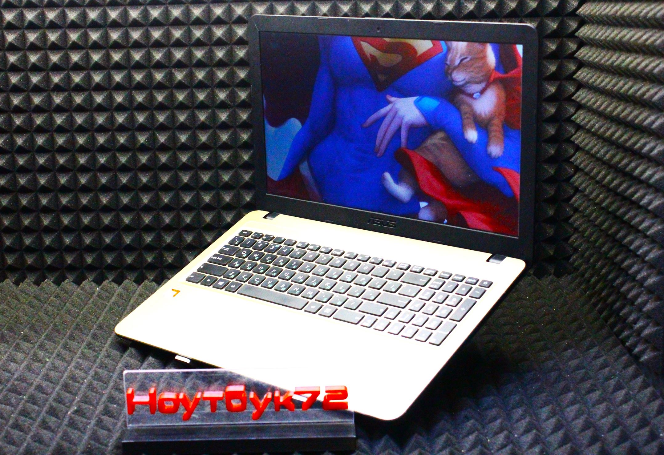 Ноутбук Asus F540BA-GQ752T