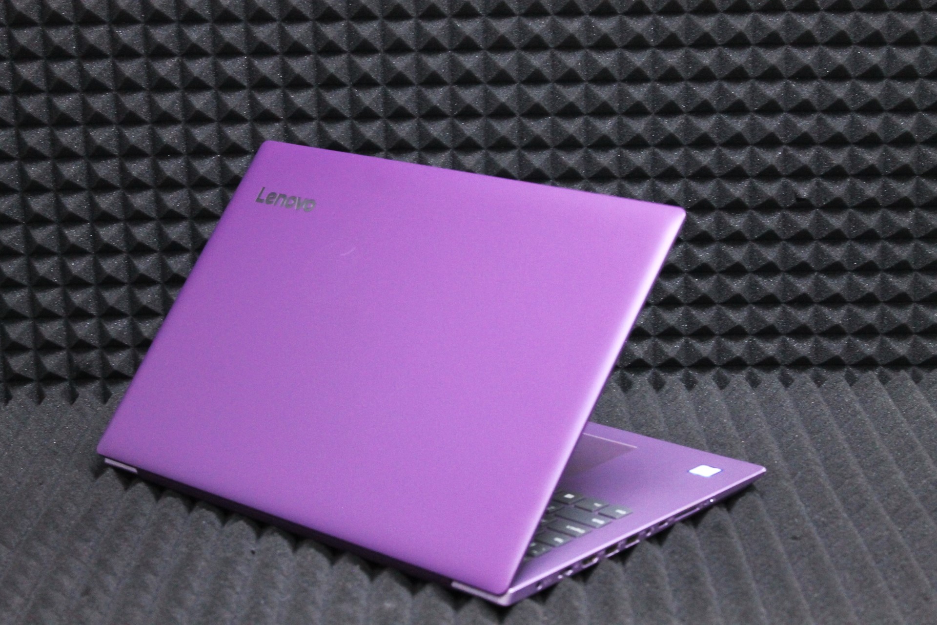 Ноутбук Lenovo IdeaPad 320-15IKB !!