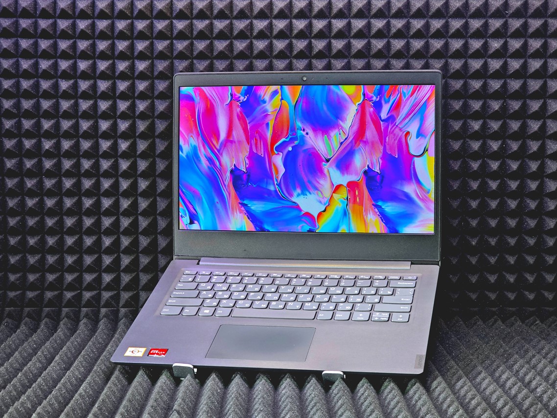 Ноутбук Lenovo IdeaPad 3 V14-ADA82C6 (82C6S0399001)