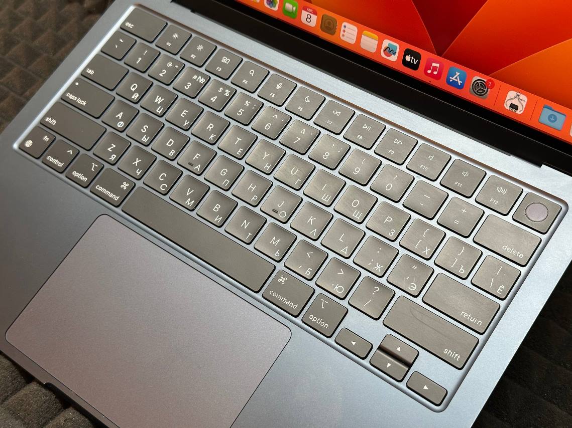 Apple MacBook Air 13 M2
