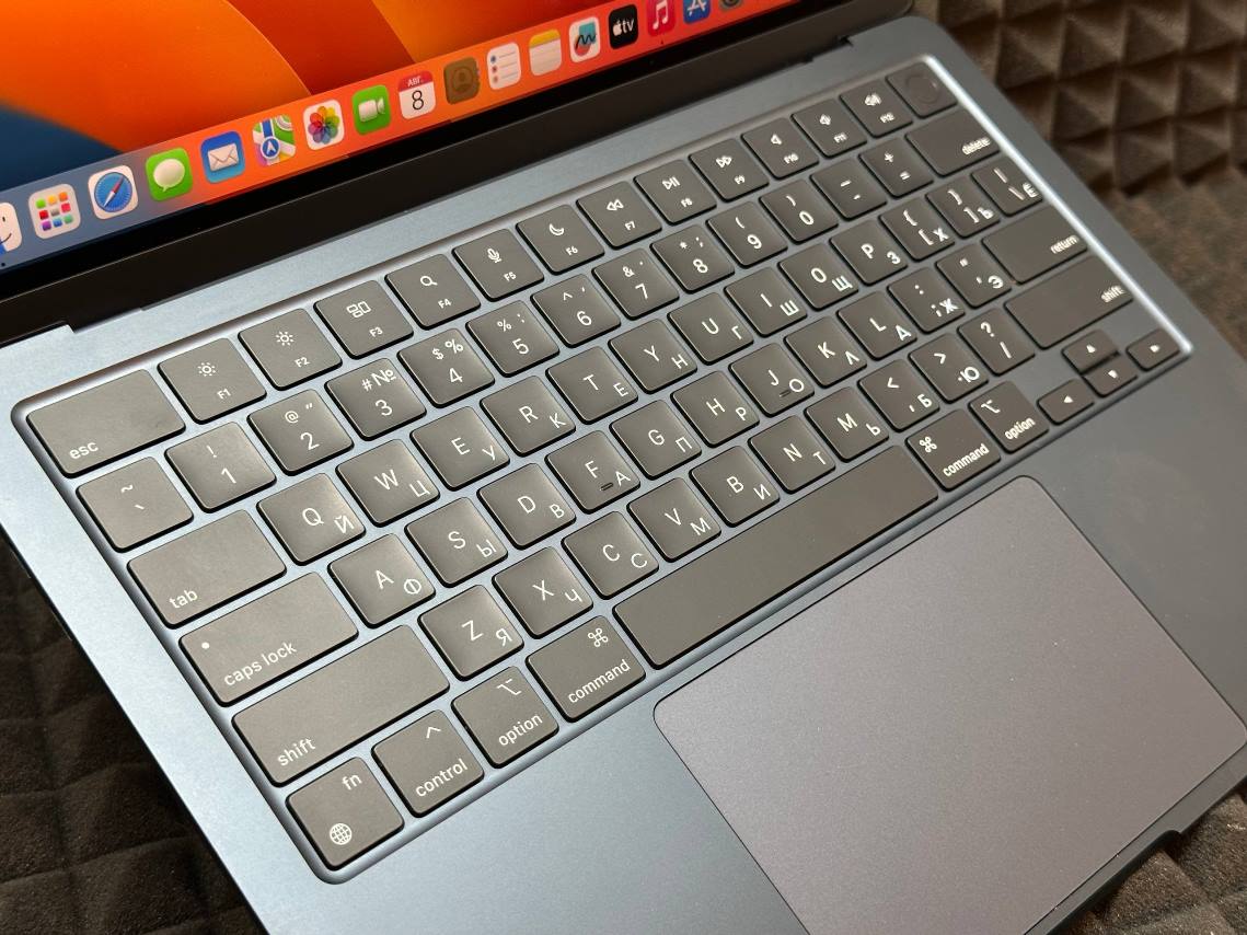 Apple MacBook Air 13 M2