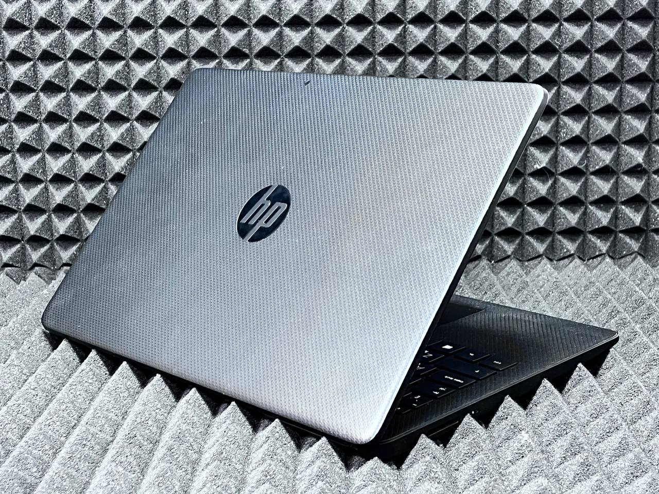 Ноутбук HP 14s-dq2012ur0