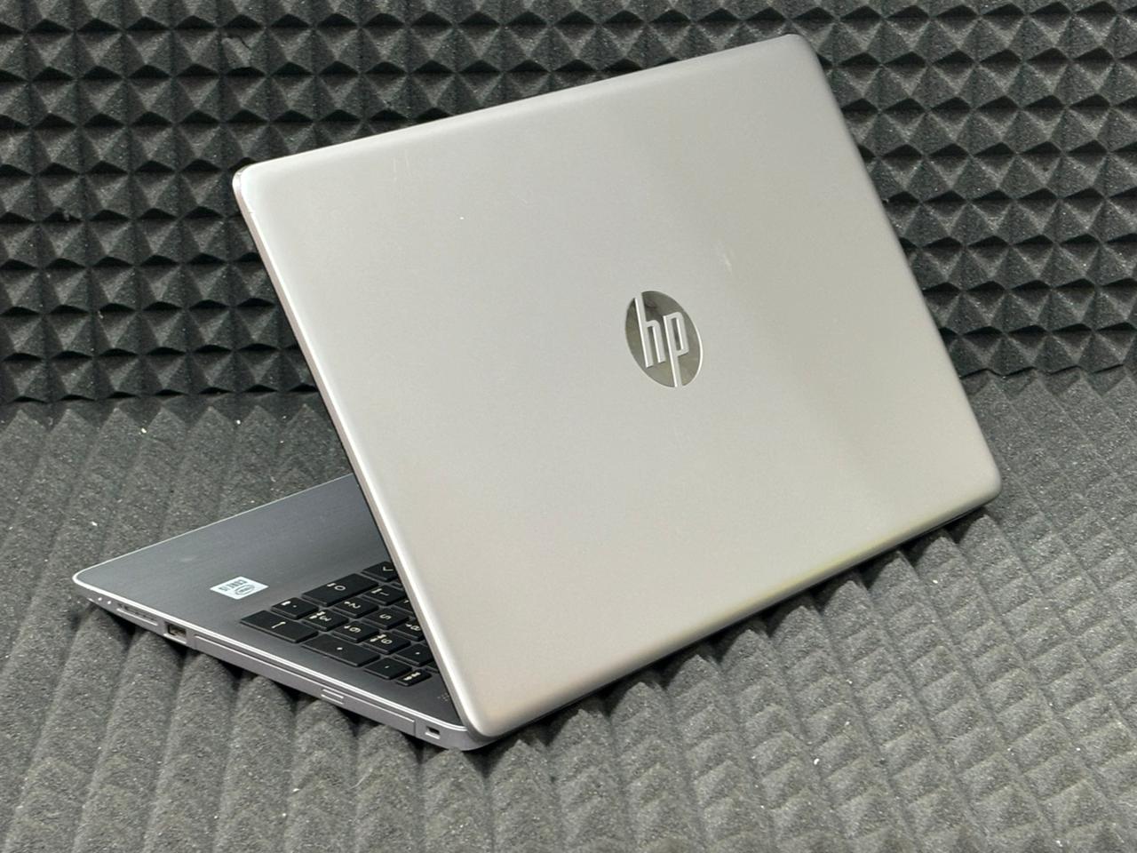 Ноутбук HP 250G