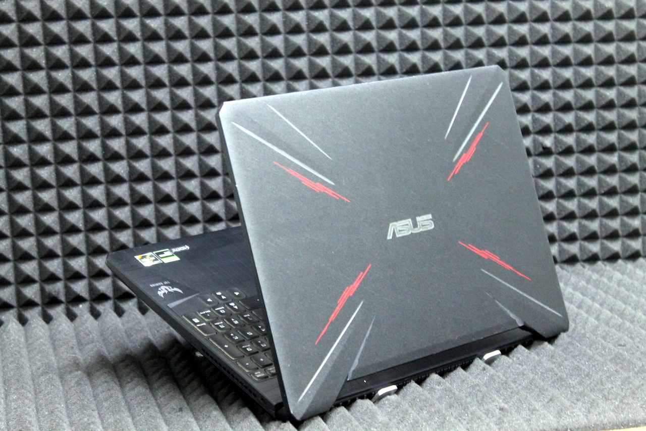 Ноутбук Asus TUF Gaming FX505DT-HN536