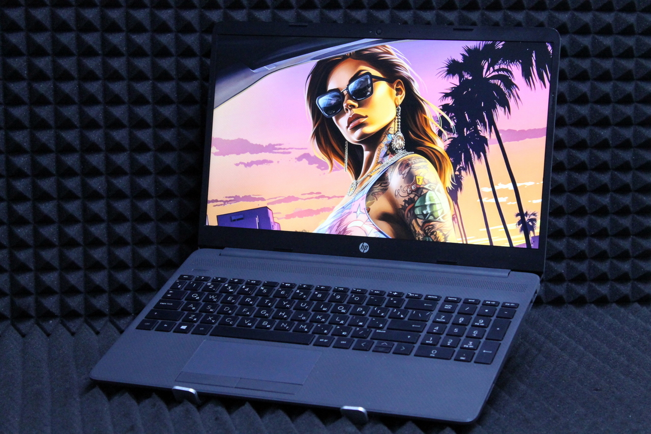 Ноутбук HP Laptop 15-gw0040ur