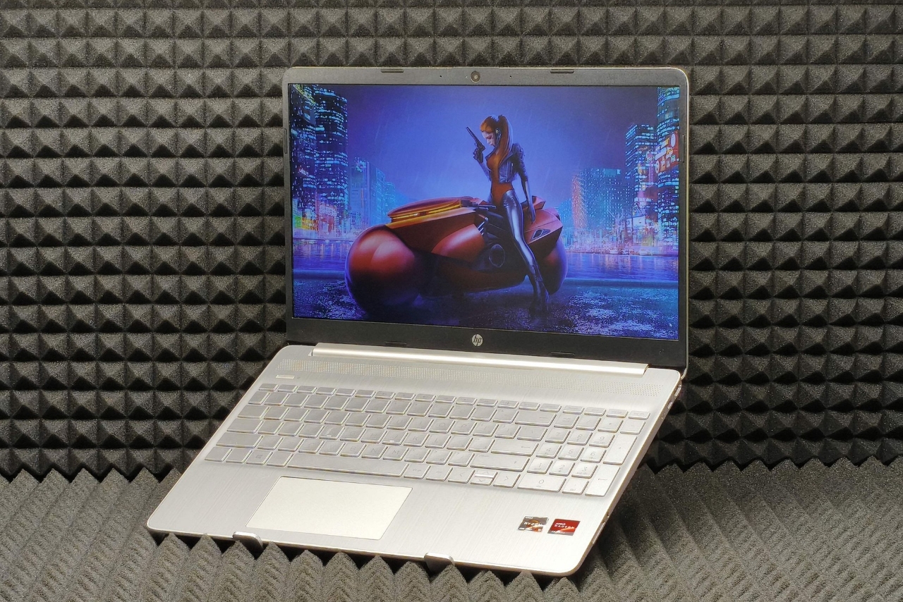 Ноутбук HP Model 15S-eq1054ur