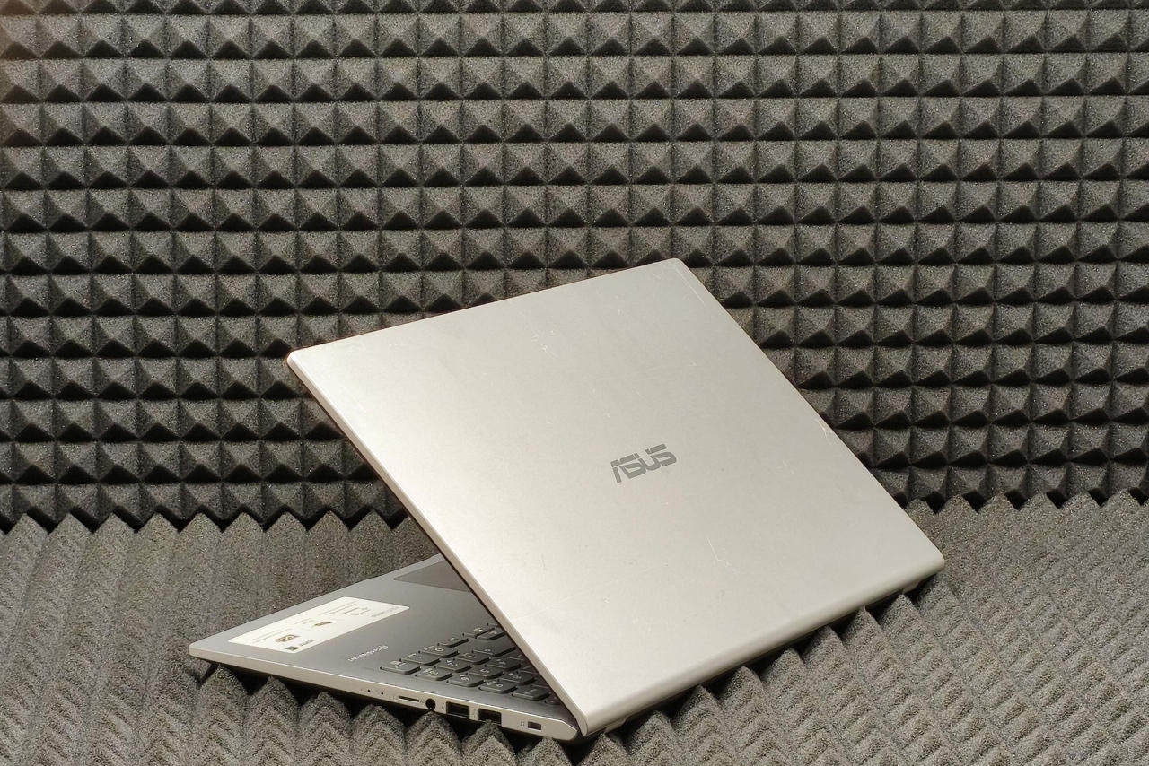Ноутбук ASUS VivoBook F515JF-EJ132