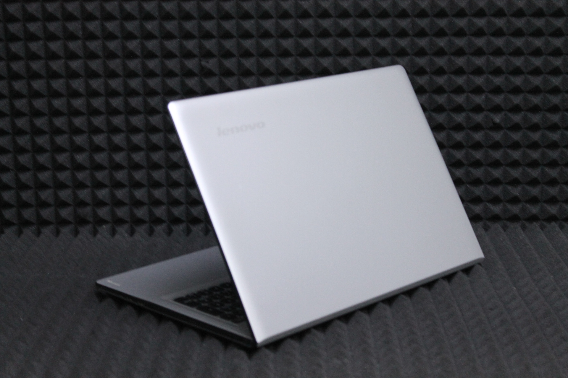 Ноутбук Lenovo IdeaPad 300-15ISK (80Q701JFRK)