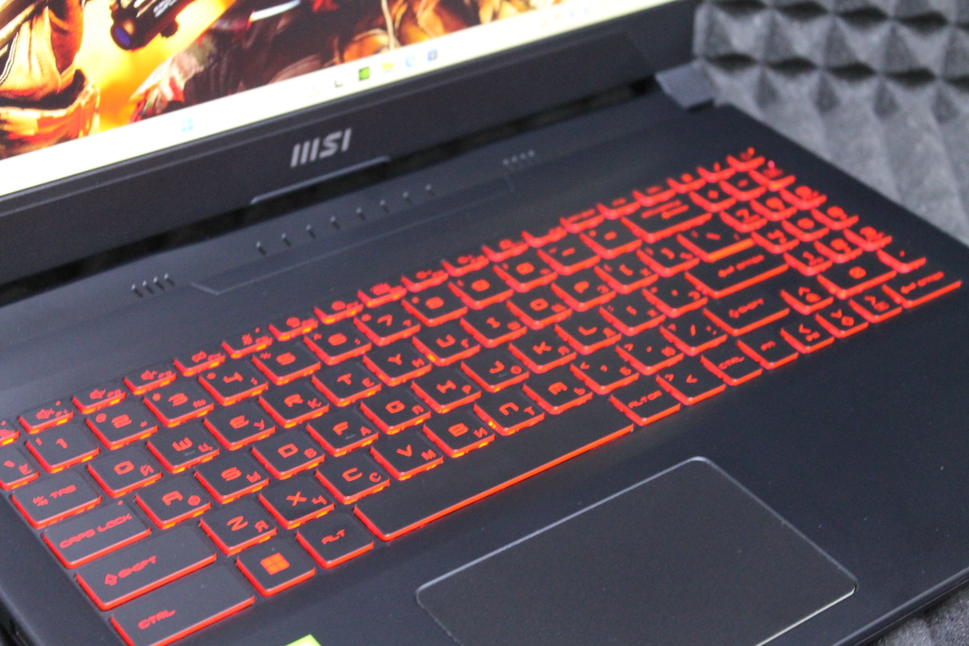 Ноутбук MSI Katana GF66 12UE-1053XRU