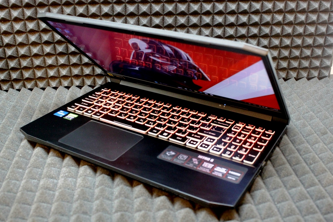 Ноутбук Acer Nitro 5 AN515-57-558X
