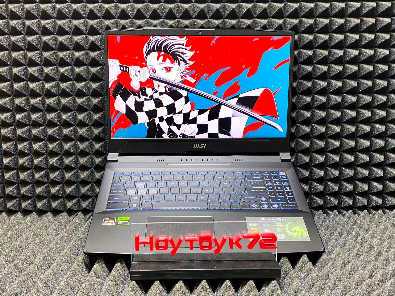 Ноутбук MSI Bravo 15 C7VF-039XRU