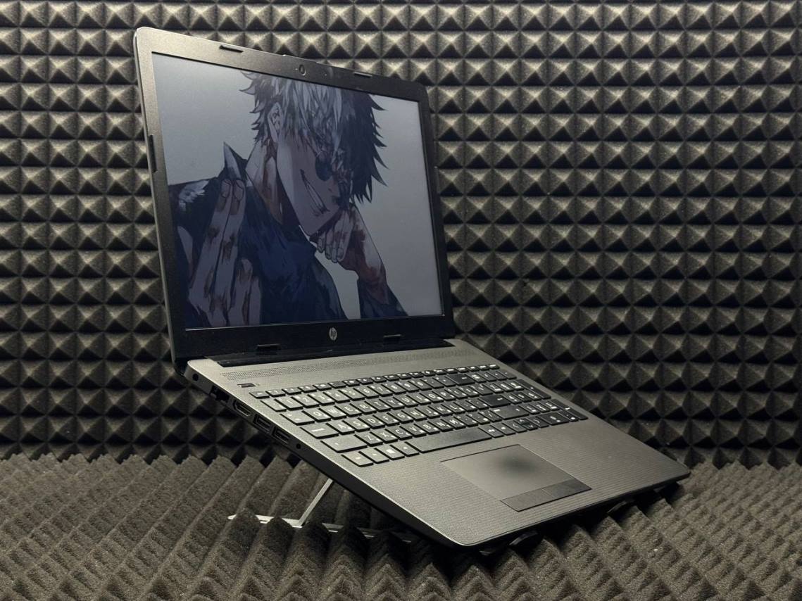 Ноутбук HP 15-db0376ur