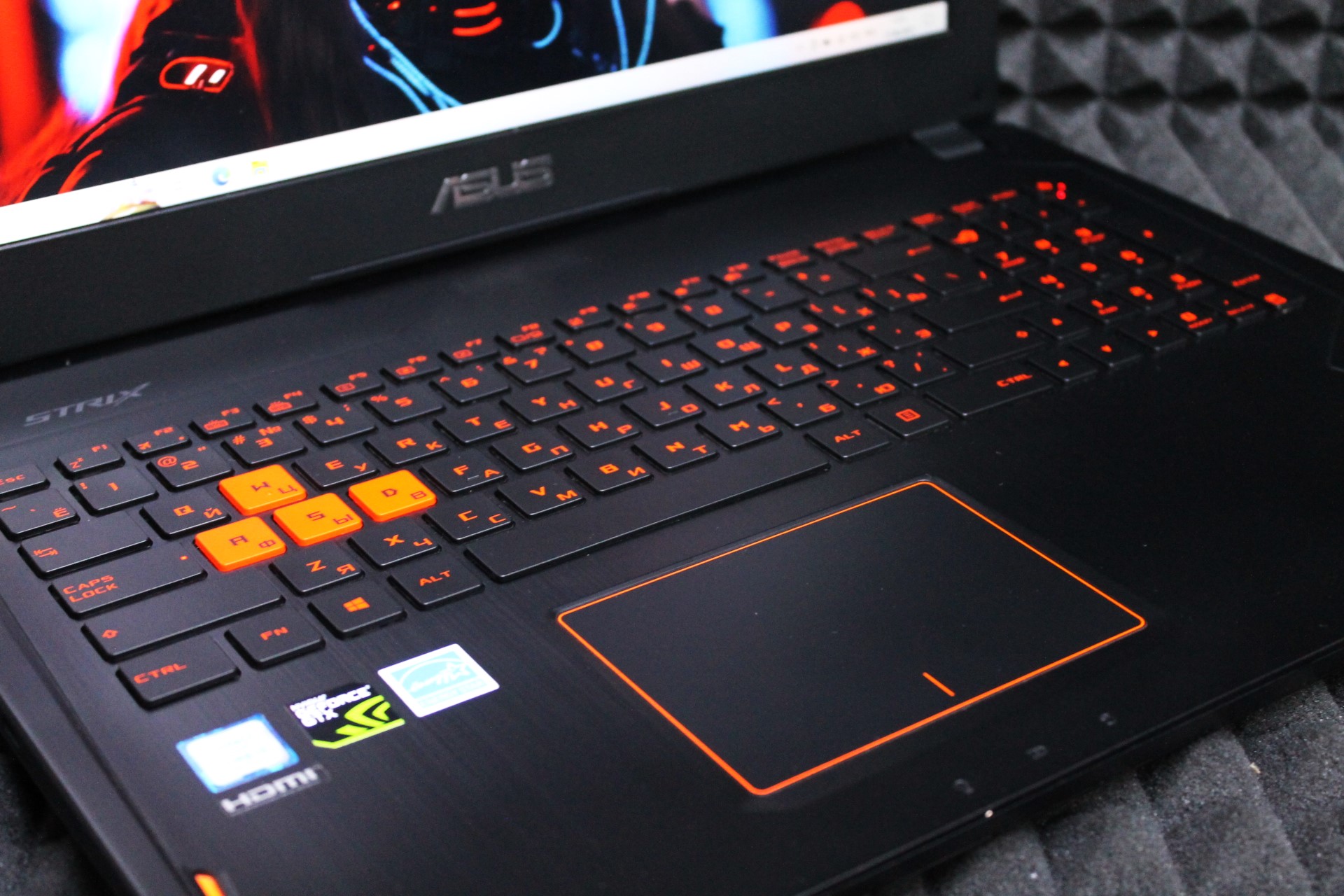 Ноутбук Asus Rog Strix GL502VM-FY303