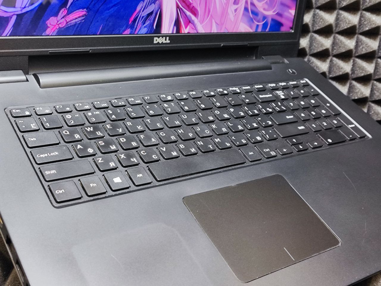 Ноутбук Dell P25E