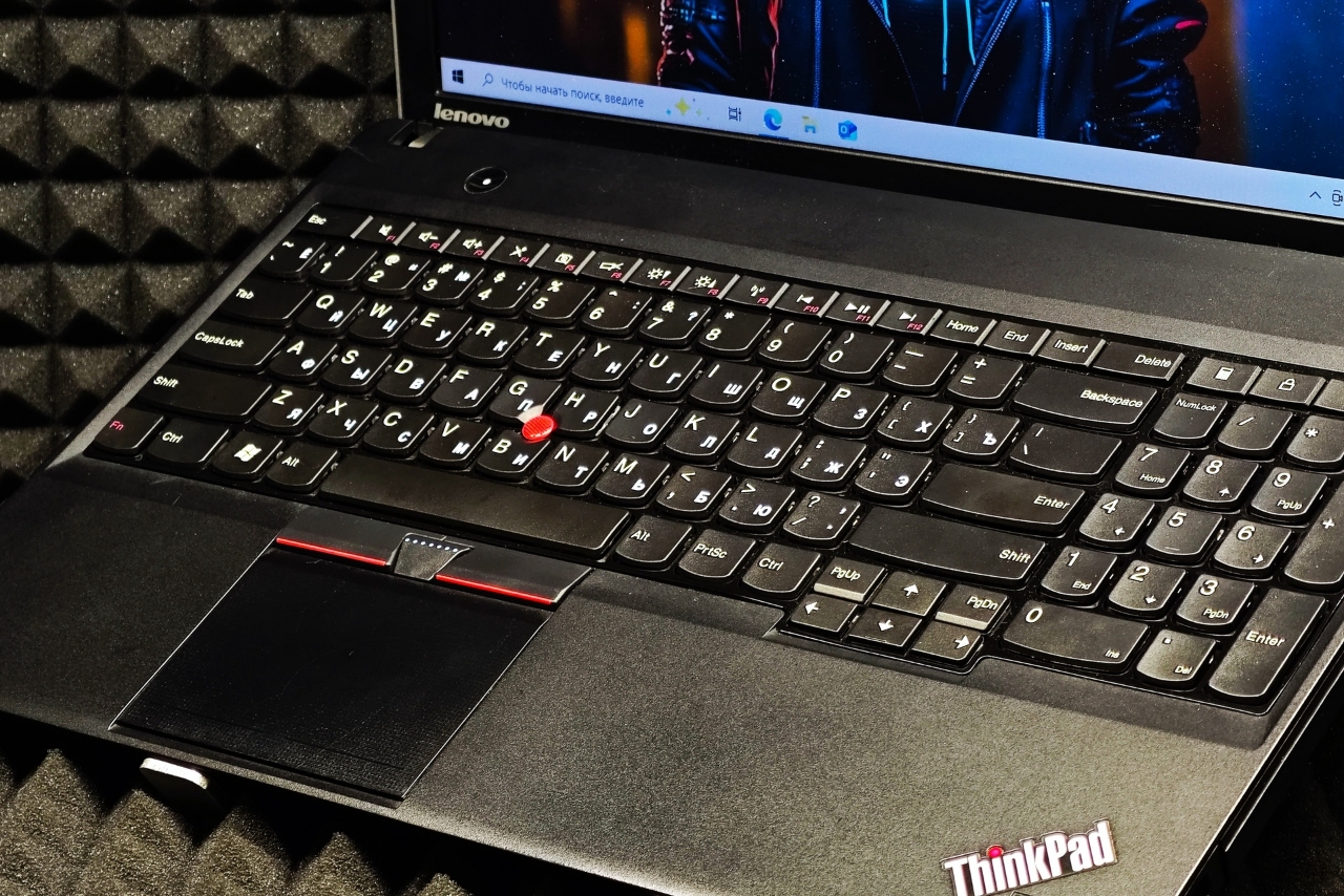 Ноутбук Lenovo ThinkPad Edge E545