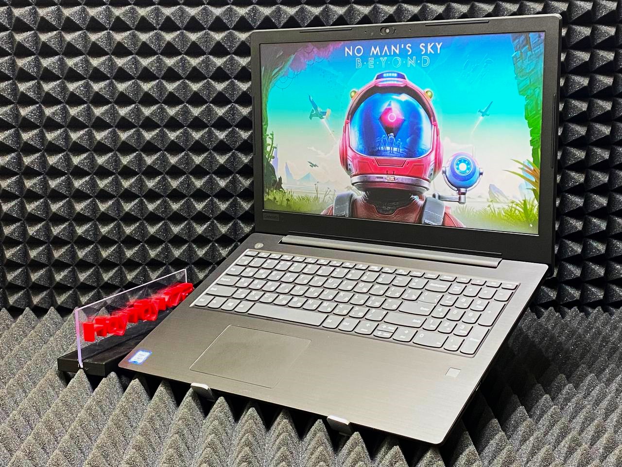 Ноутбук Lenovo V330-15IKB 81AX00JGRU