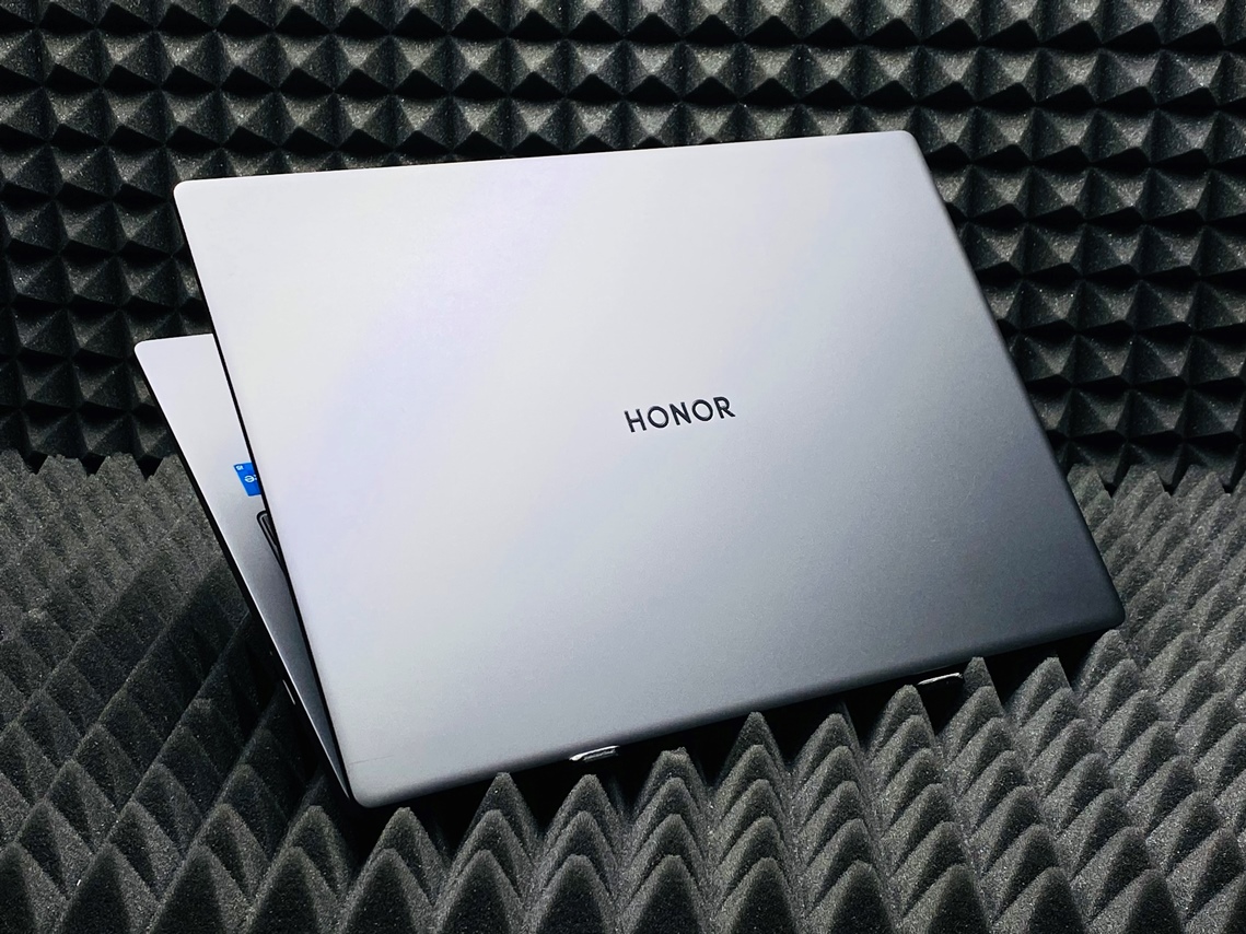 Ноутбук HONOR MagicBook X 16 2024 Born-F5651C