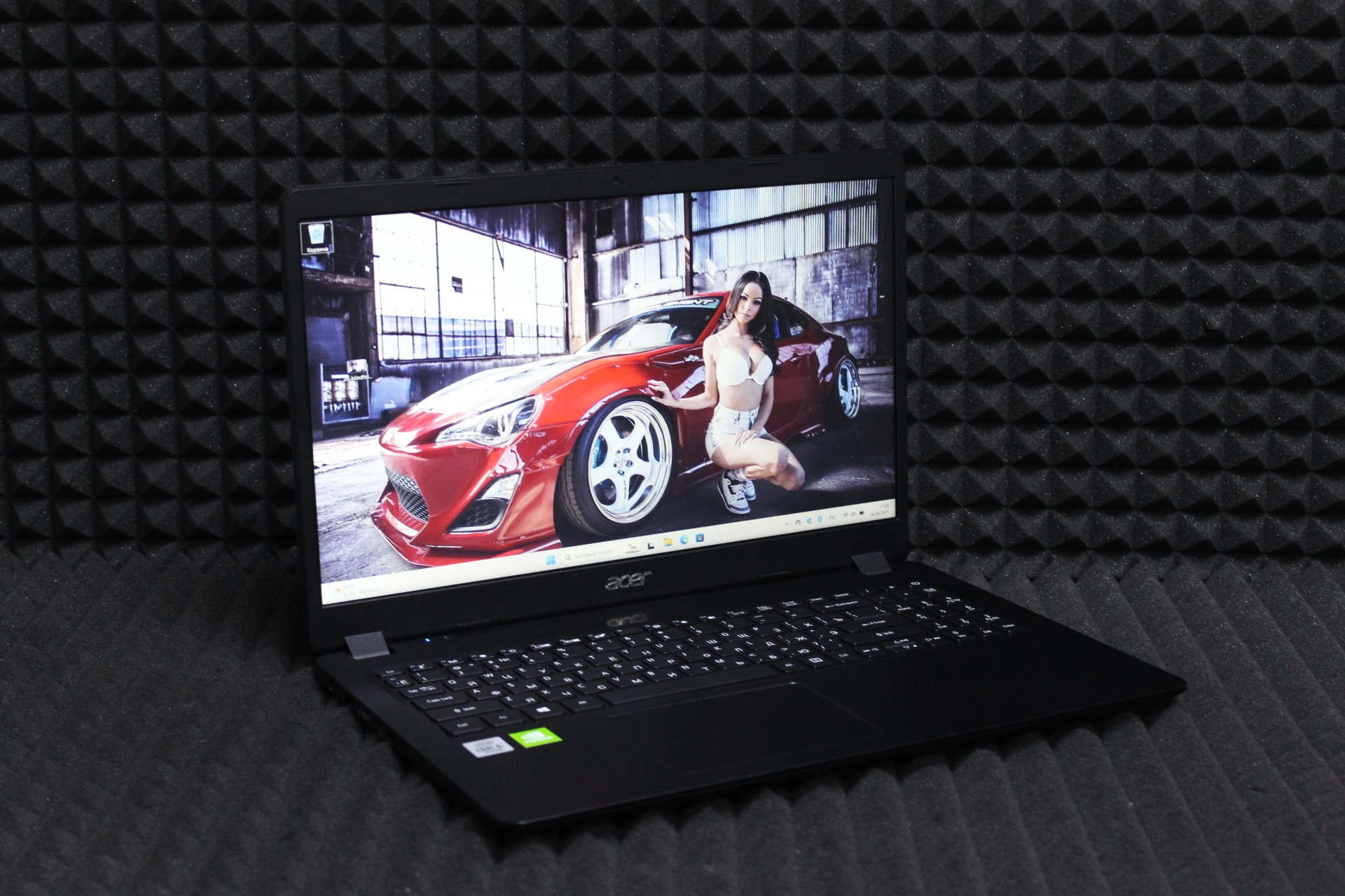 Ноутбук Acer Extensa 215-51G-54MT