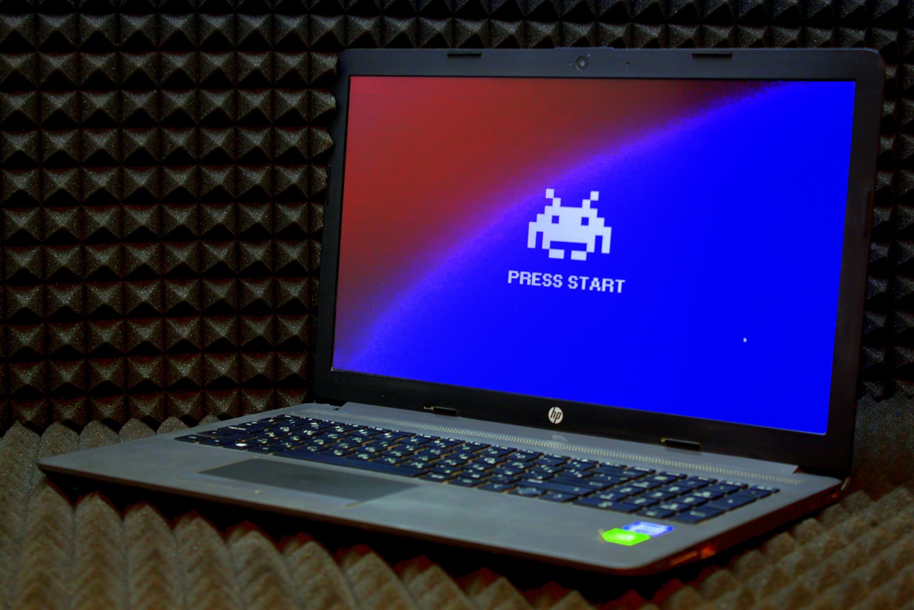 Ноутбук HP 250 G7 (Mos.)
