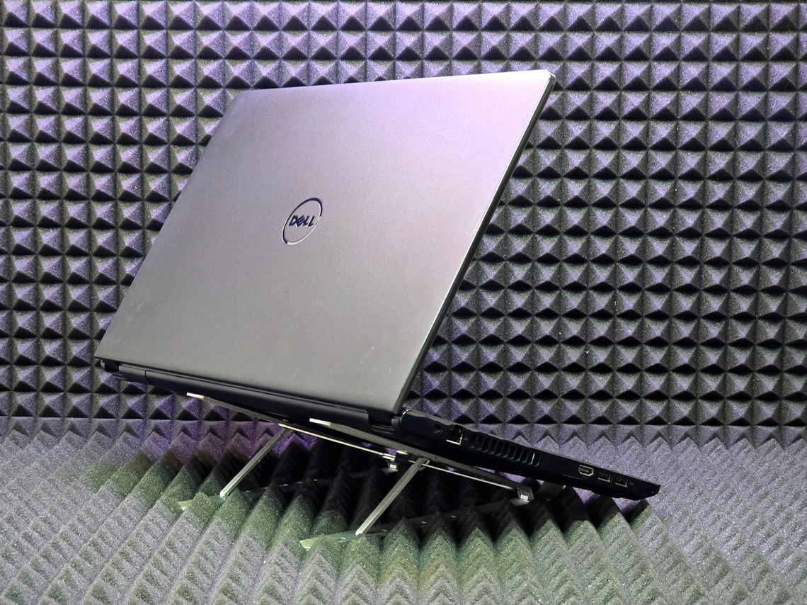 Ноутбук Dell Inspiron 15 5100