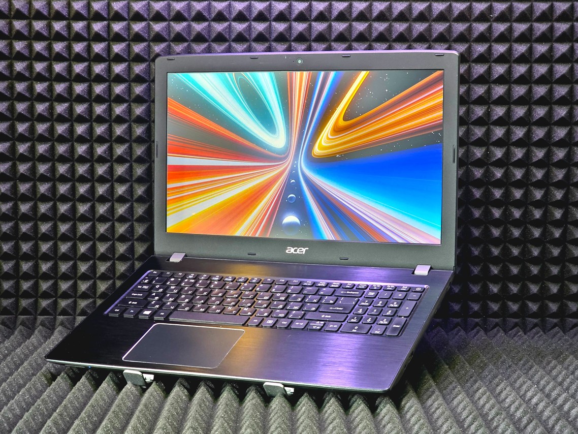 Ноутбук Acer Aspire E5-576 N16Q2