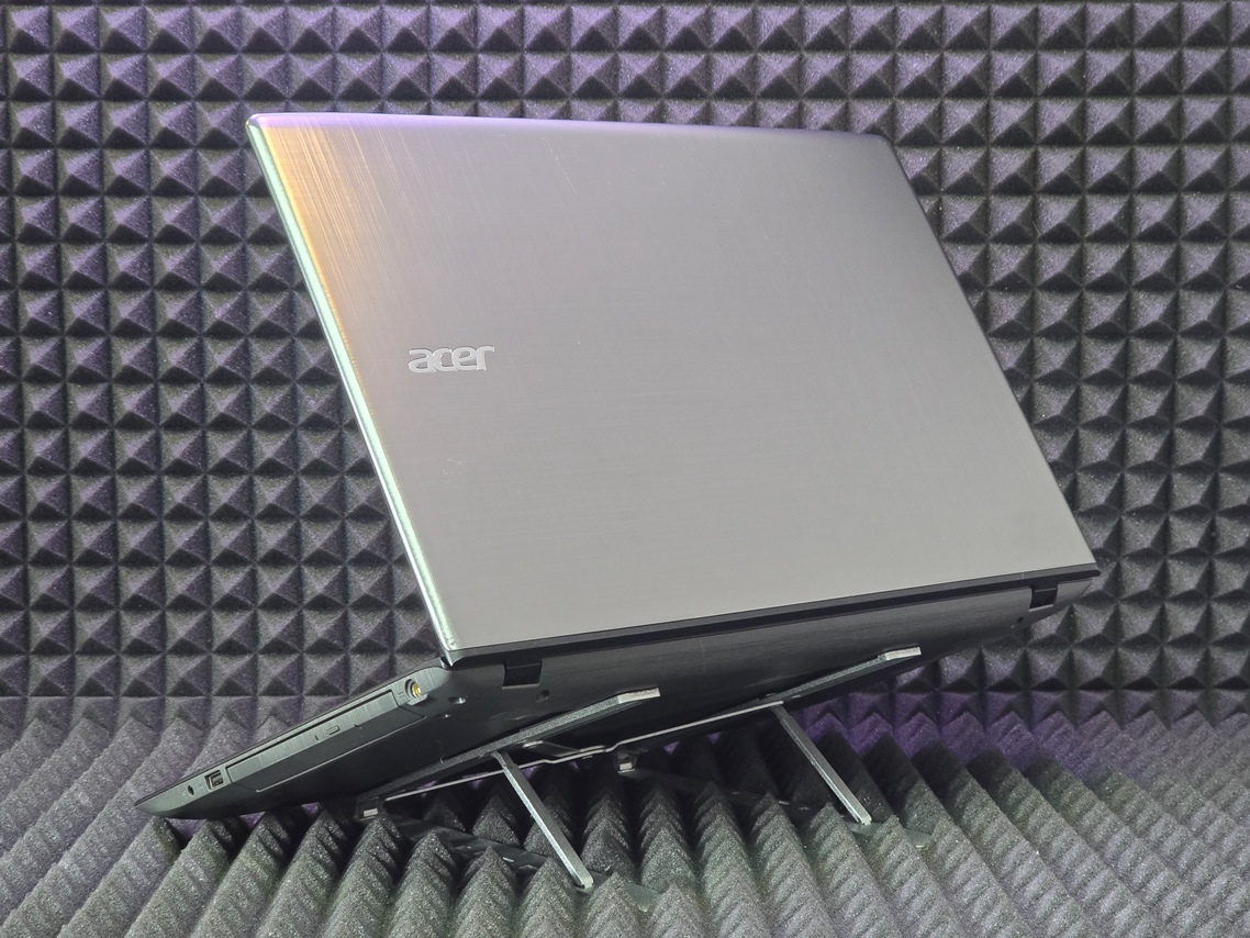 Ноутбук Acer Aspire E5-576 N16Q2