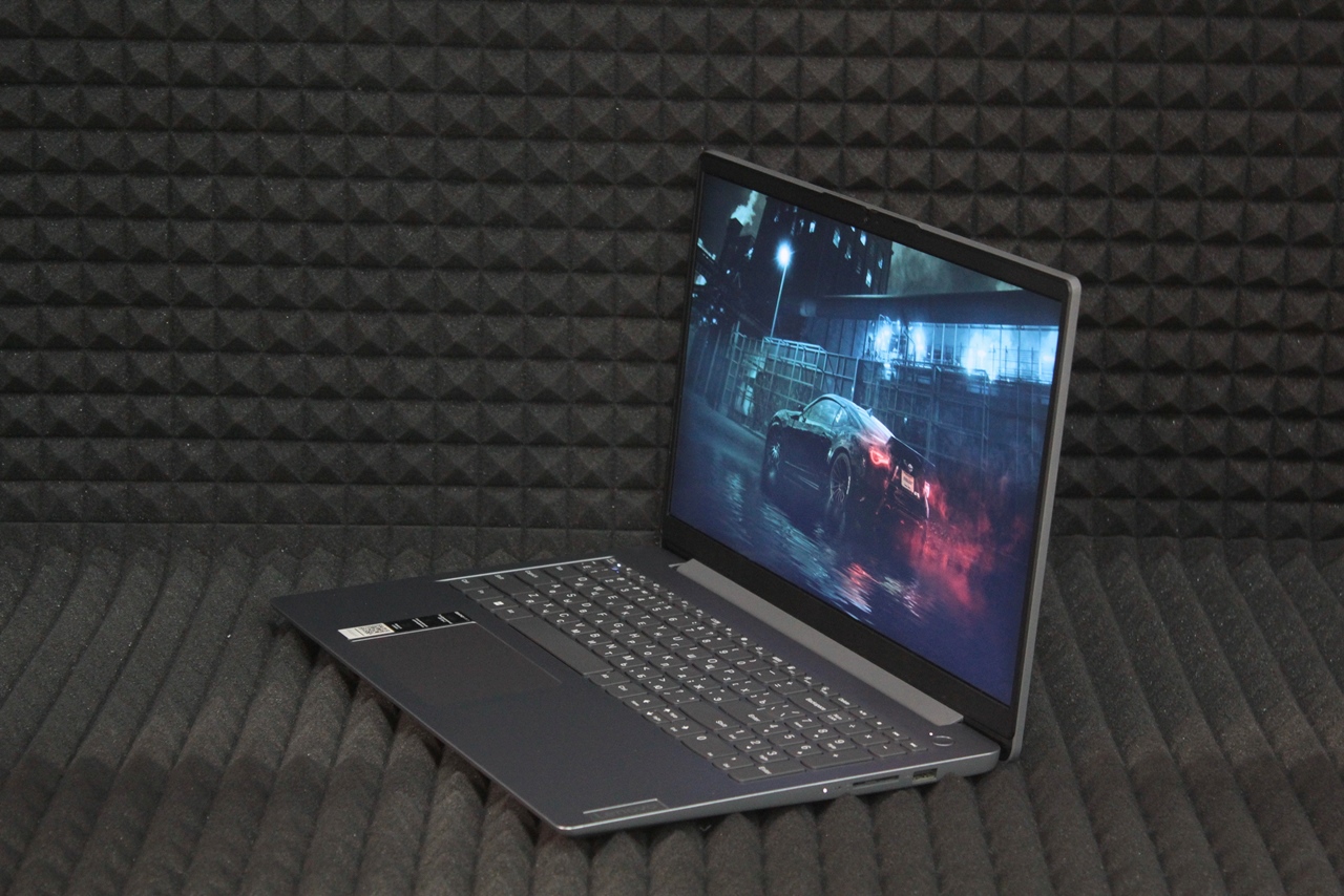 Ноутбук Lenovo IdeaPad 3 15IAU7 (Z)