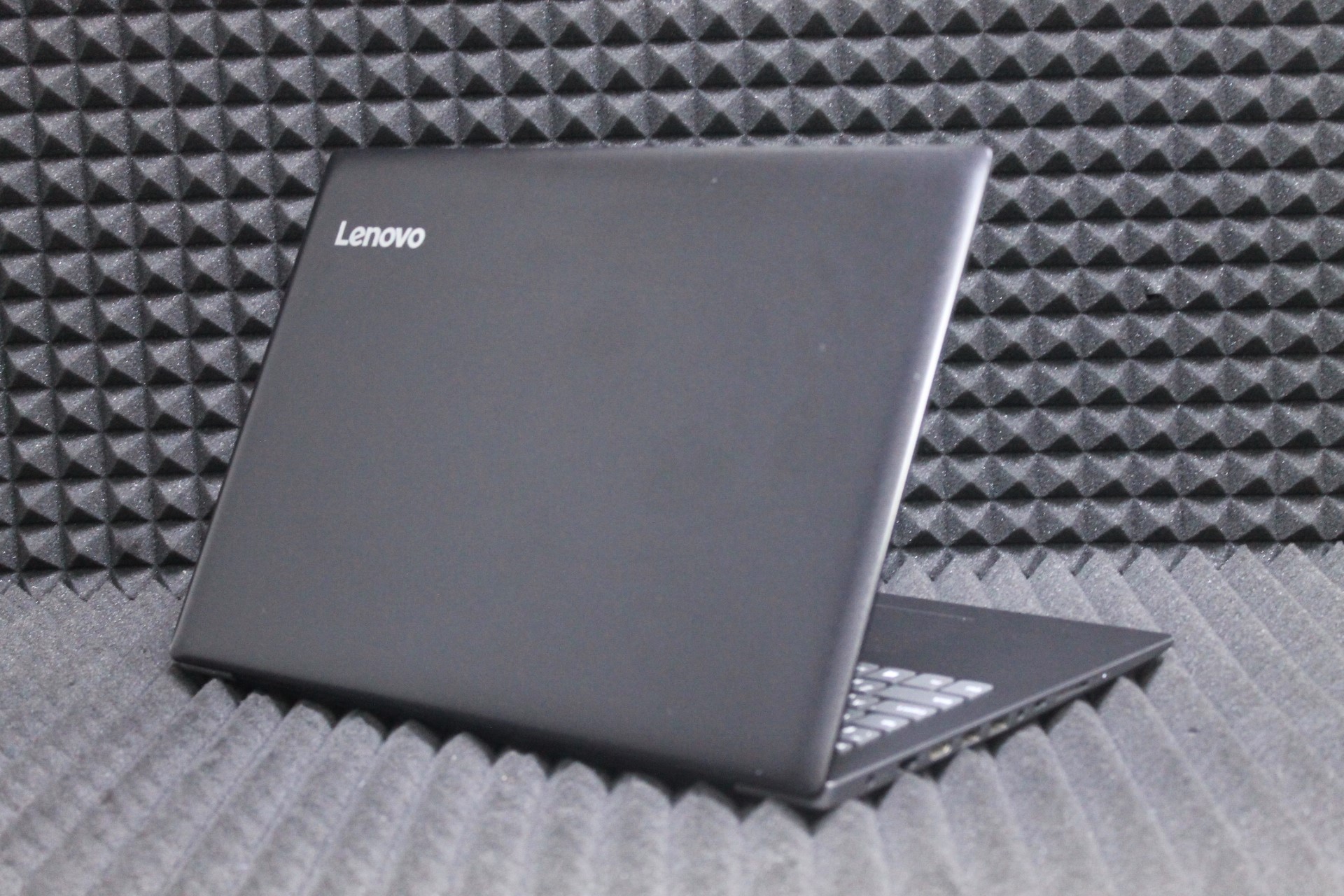 Ноутбук Lenovo IdeaPad 330-15IKB