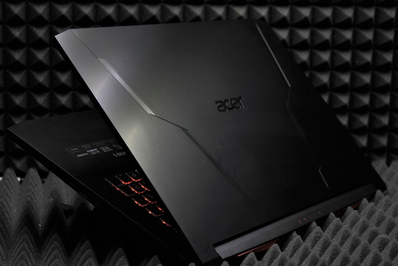 Ноутбук Acer Nitro 5 AN517-54-735W