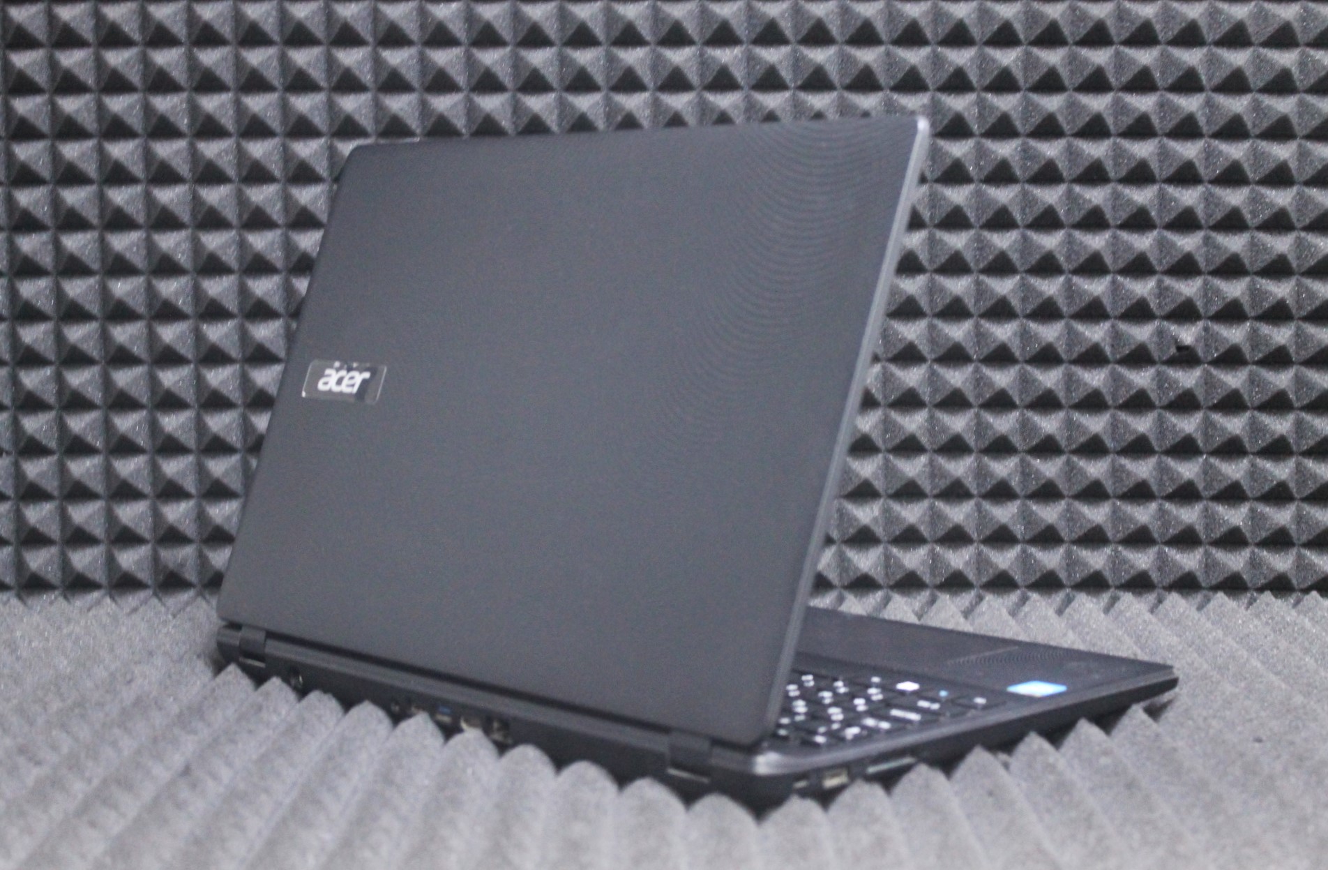 Ноутбук Acer ES1-531-C432