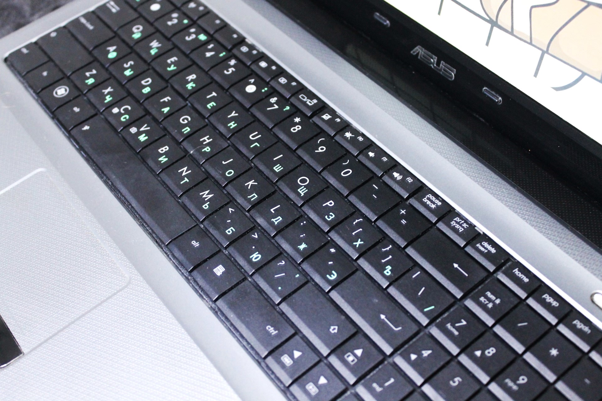 Ноутбук Asus A52JU-SX385R