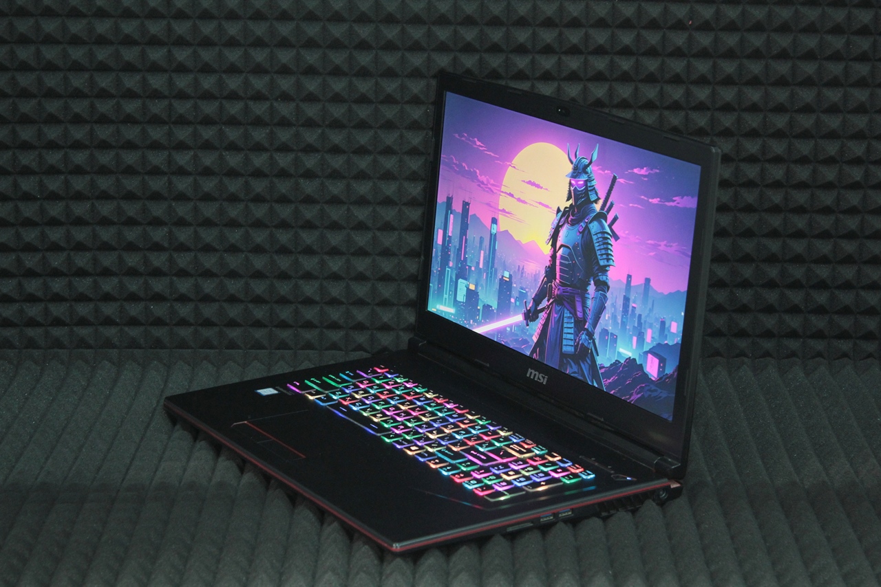 Ноутбук MSI GL73 9SDK-408RU