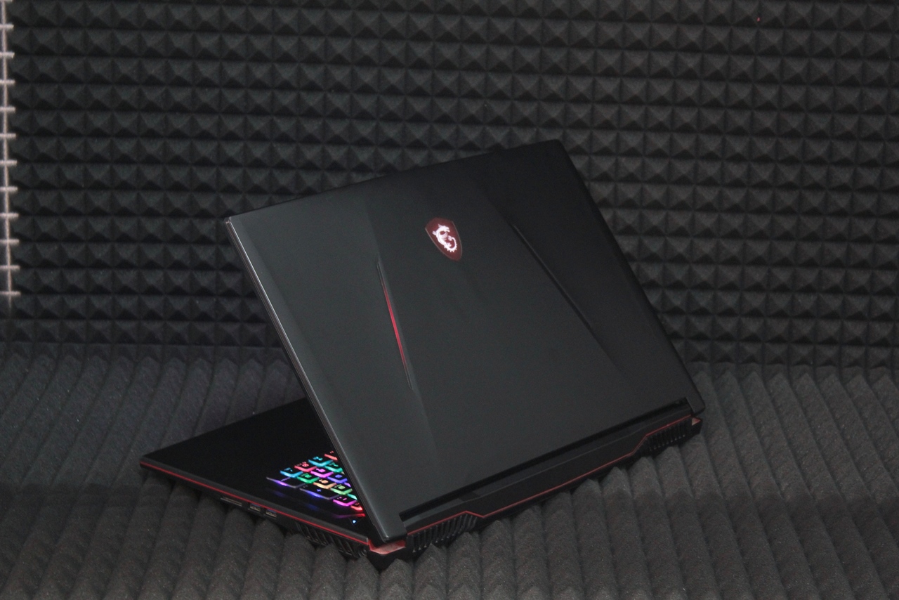 Ноутбук MSI GL73 9SDK-408RU