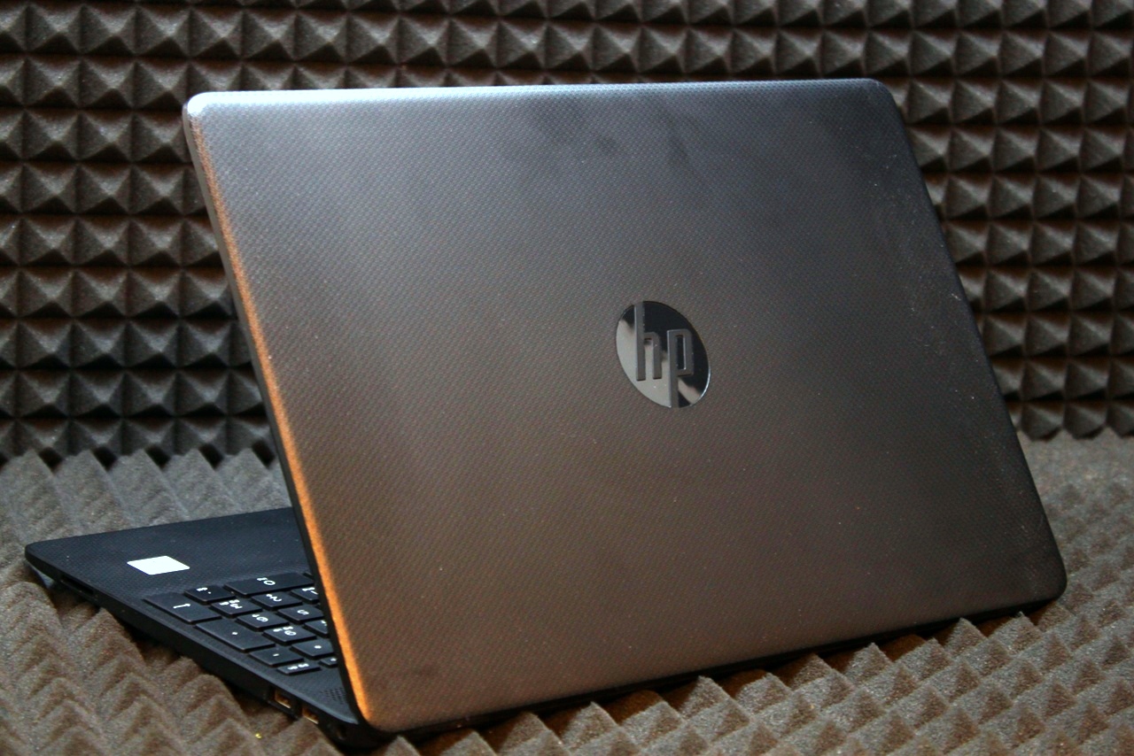 Ноутбук HP 15-dw1170ur