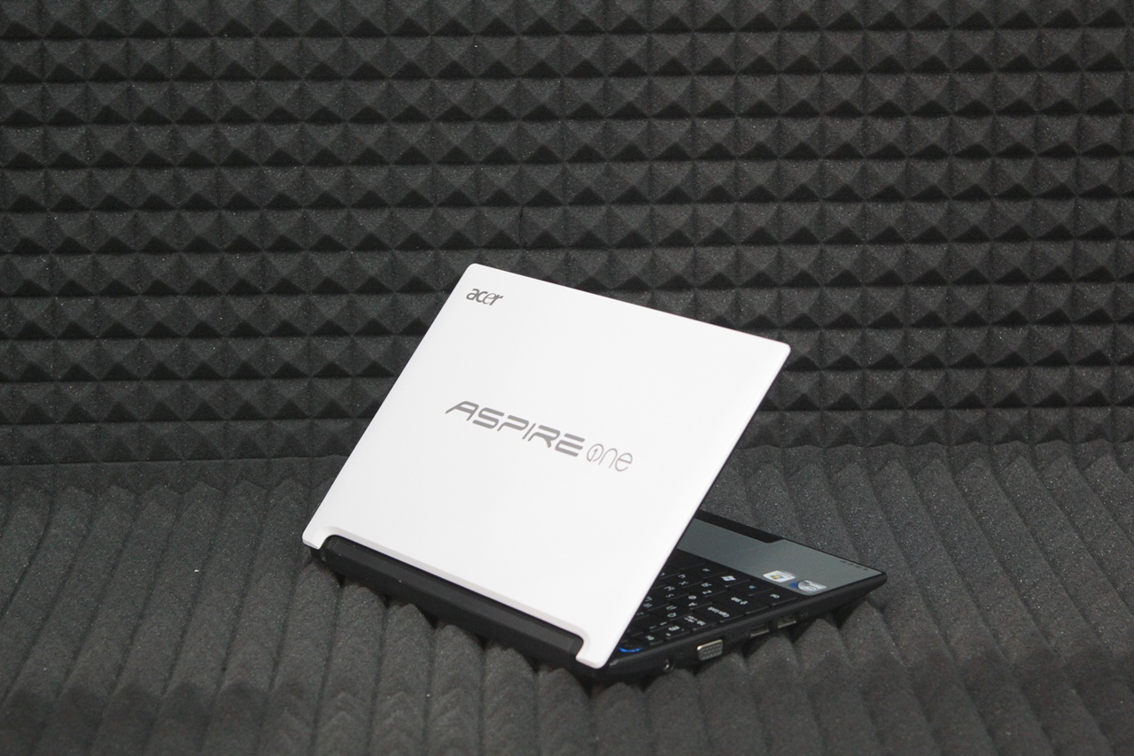 Нетбук Acer Aspire one D255E