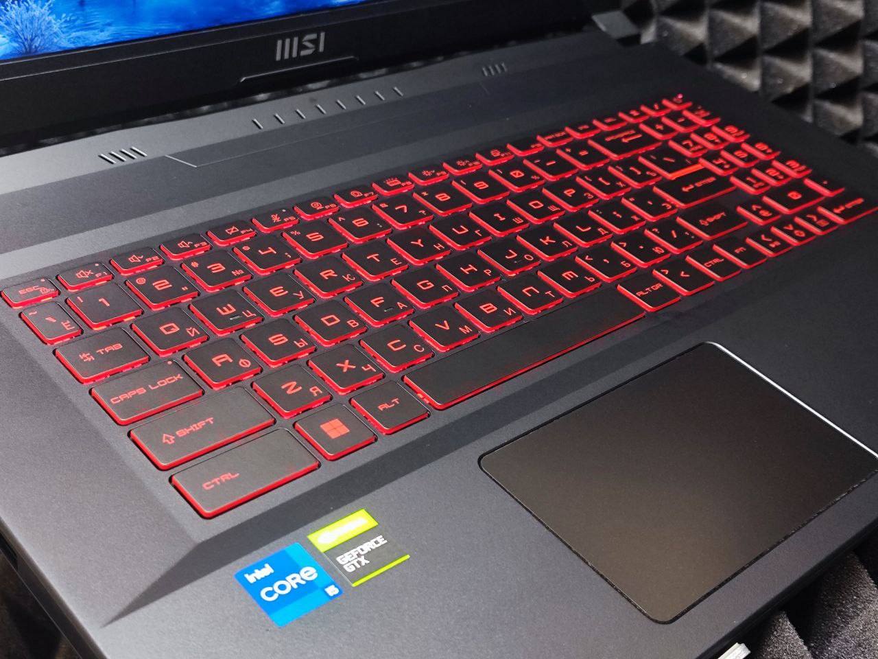 Ноутбук MSI Katana GF76 11SC-483XRU-